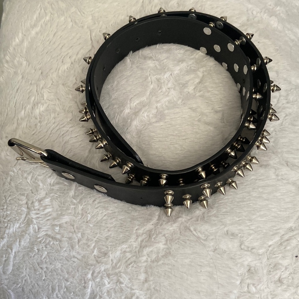 hot topic spike studded belt size 38